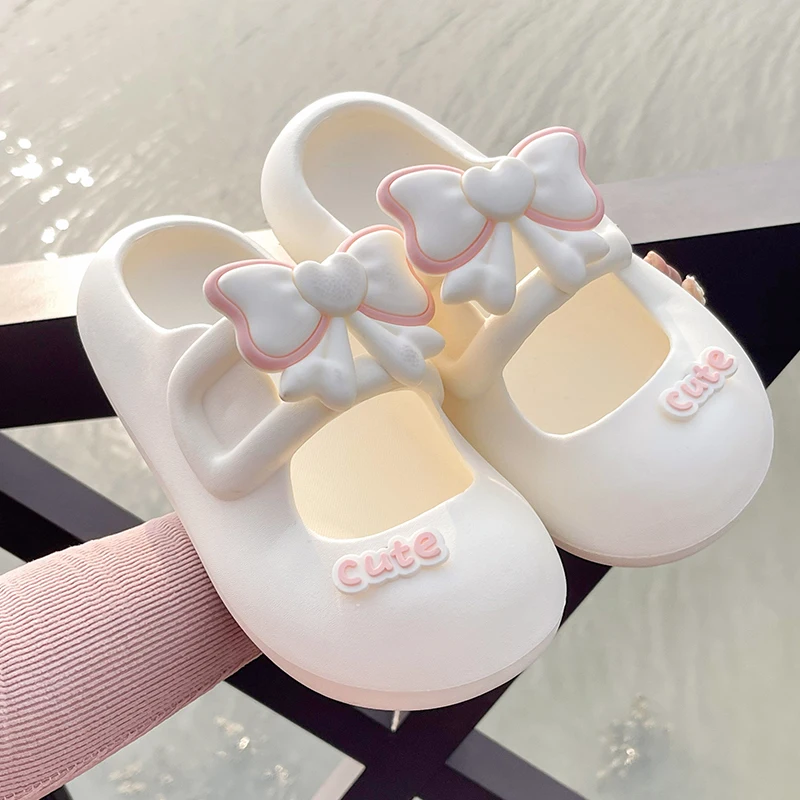 Bow tie toe slippers for women\'s summer indoor use, anti slip thick soled, cute princess girl heart sandals EVA outdoor