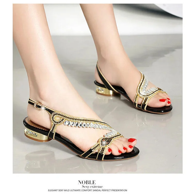 

Summer Fashion New Water Brick Simple Diamond Buckle Bling Sandals For Women Thick Heel Casual Flat Beach Sandals