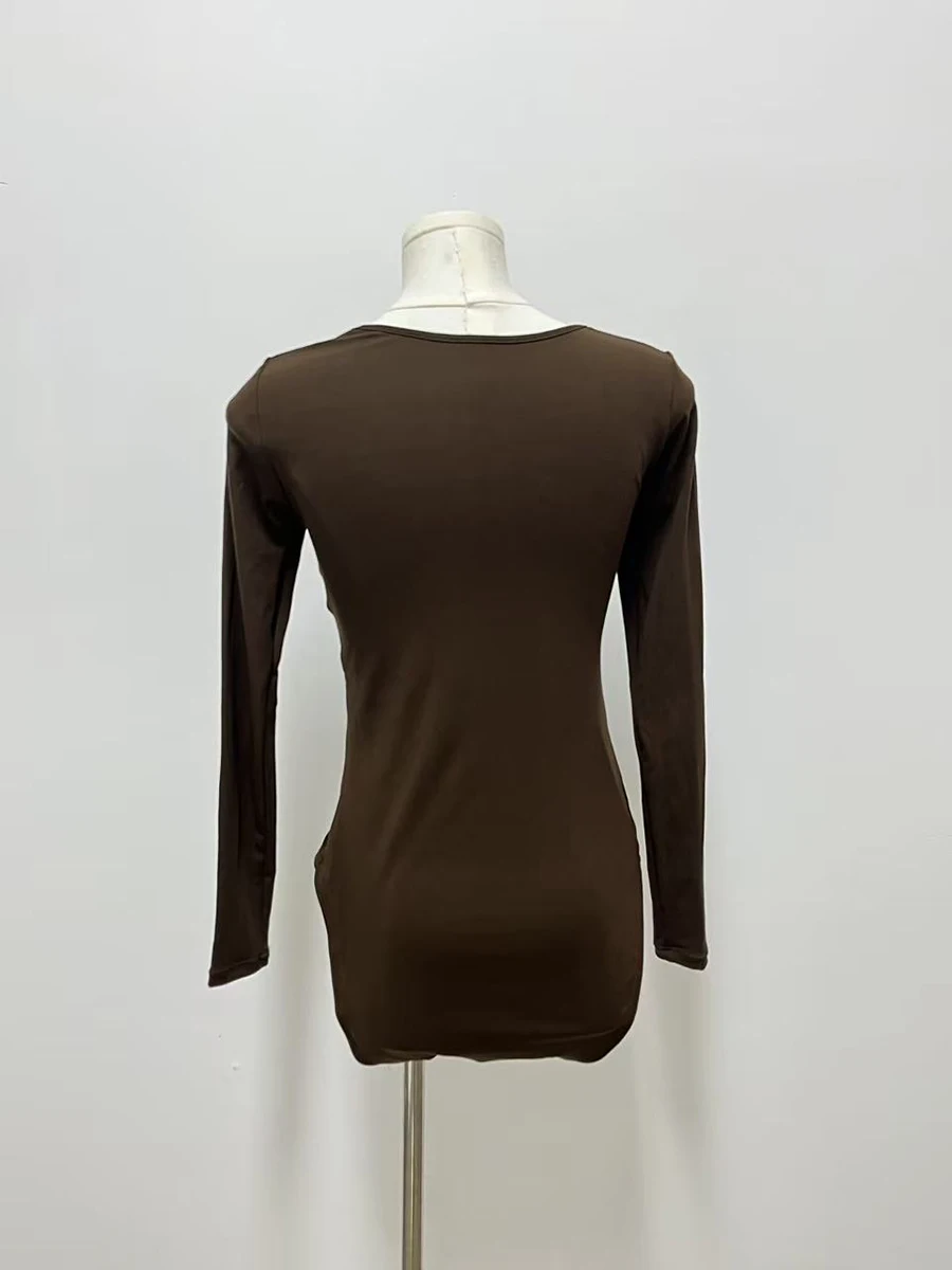 TWOTWINSTYLE الصلبة الحد الأدنى المألوف Playsuit للنساء الرقبة العميقة طويلة الأكمام التخسيس مثير مزاجه بلايسوت الإناث