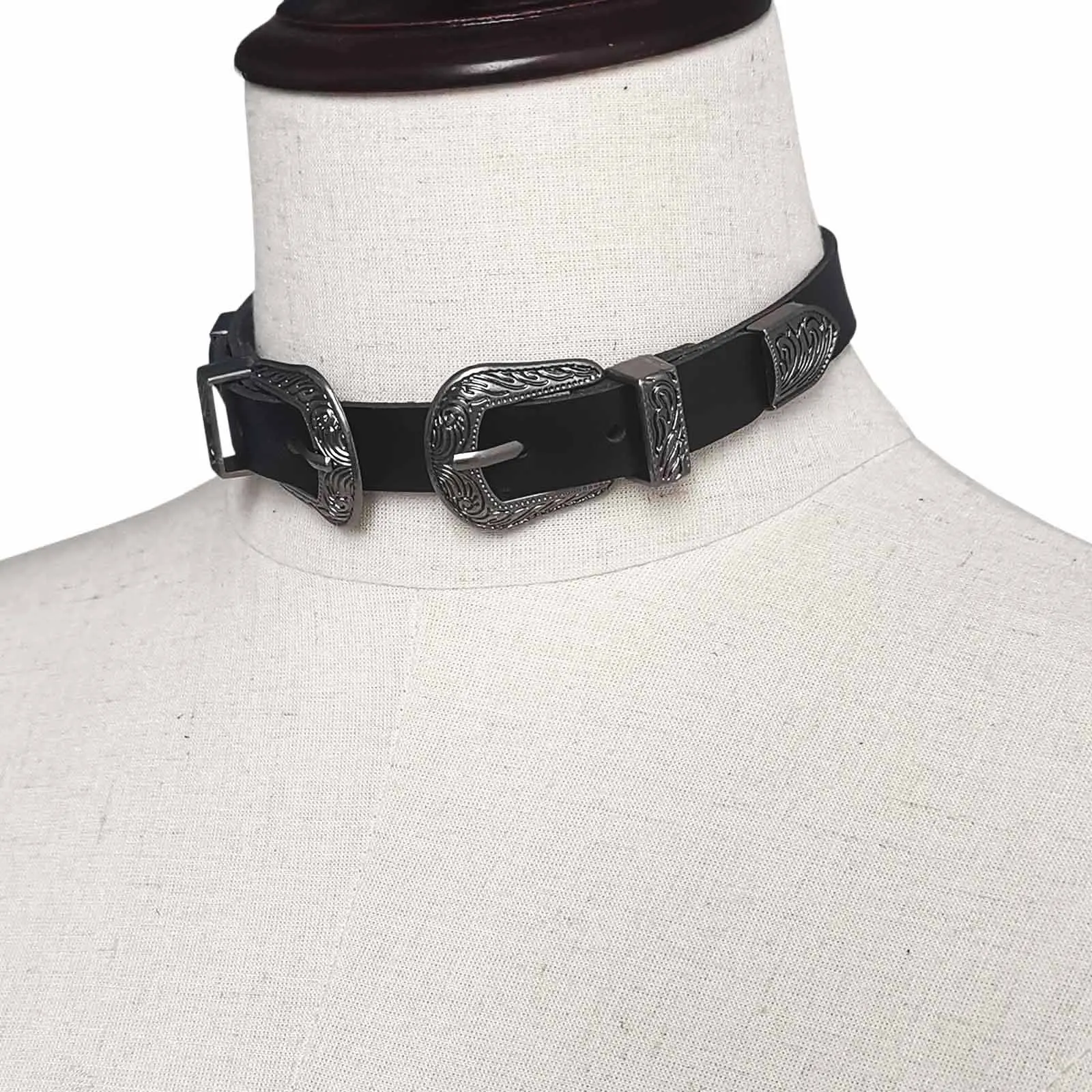 Punk Fashion Dark style  Personality Double buckle Multicolored Leather Stainless steel Necklace Clavicle chain Sweet and cool