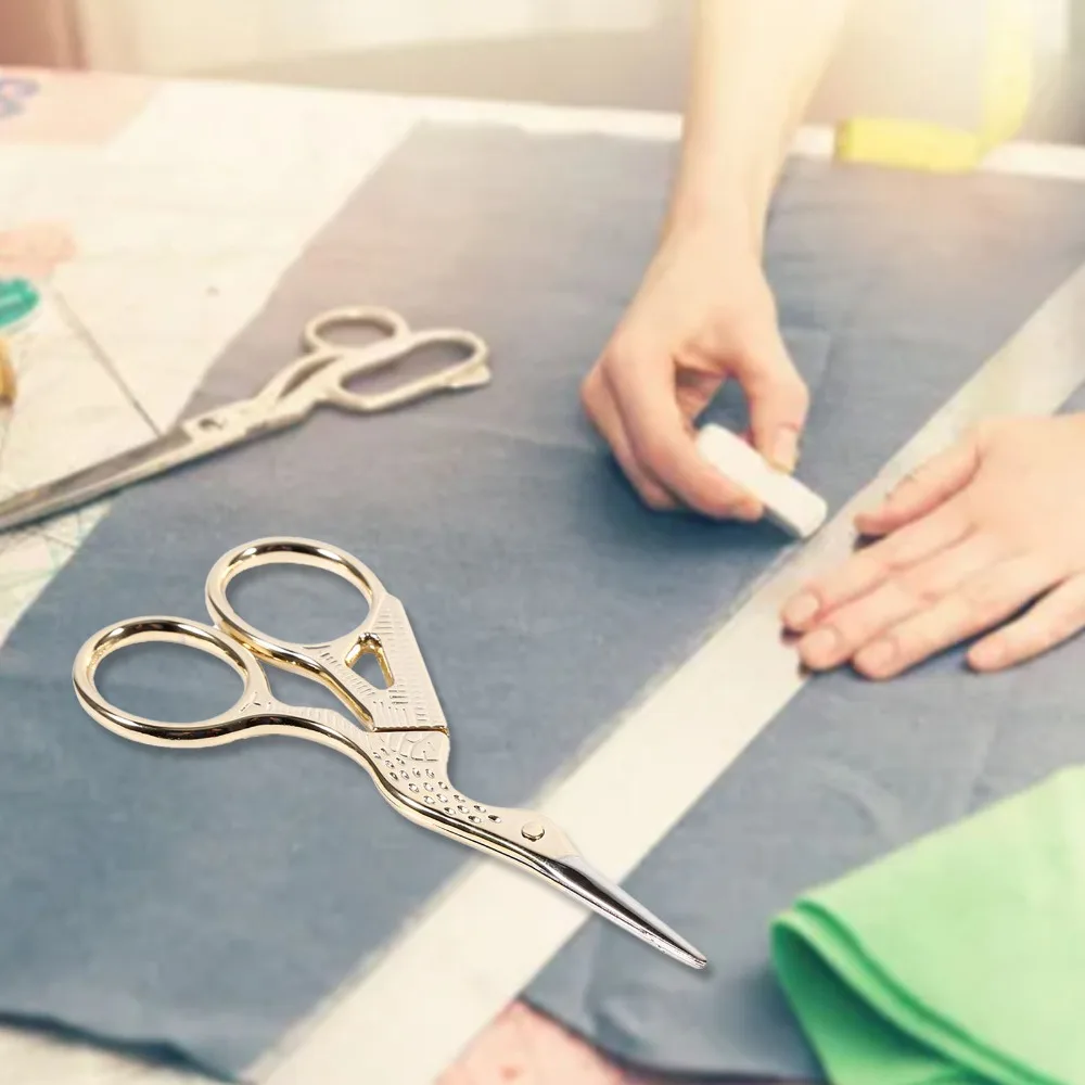 Stainless steel Thread Scissors Crane shape Small size Thread Snips Sharp blade Retro style Mini Shears Handicraft work
