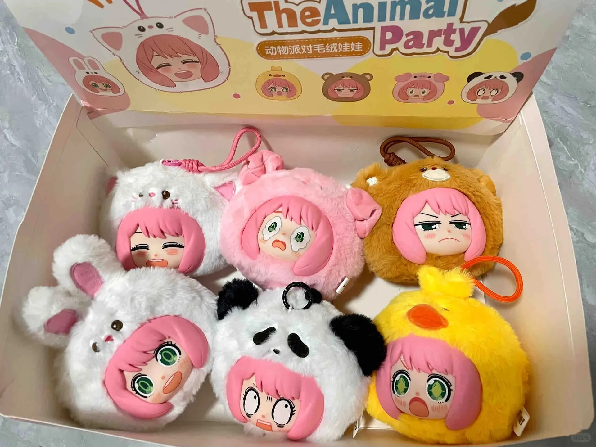 

Оригинальная серия Spy×Family Animal Party, модная слепая коробка, игрушки, милый декор для рабочего стола, подвески на складе, модная игрушка для праздничных подарков