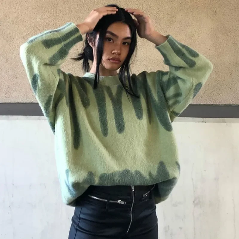 

Women Korea Green Stripped Sweater Kawaii Green Striped Print Sweater Winter O-Neck Loose Long Sleeve Streetwear Warm Outerwear