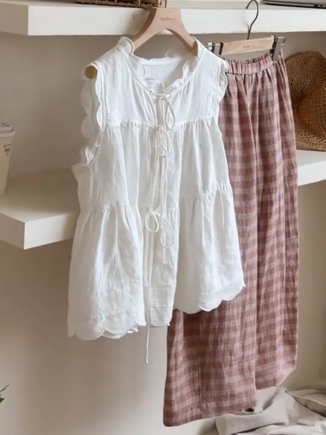 

Elegant Ruffle Tie Sleeveless Shirt And Wide Leg Pants Two Piece Set Women Summer Atmosphere Clothing Set Breathable Lightweight