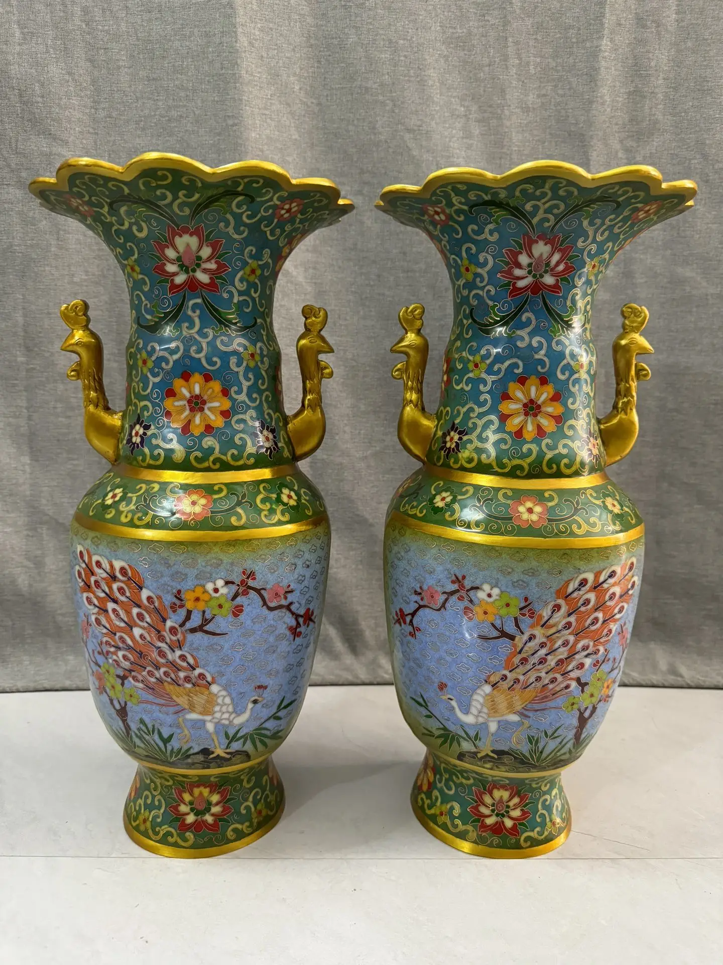 

17"Old Bronze Cloisonne Enamel Peacock Opening Screen Pattern Peacock Head Ear Big Mouth Screen vase Appreciating the screen