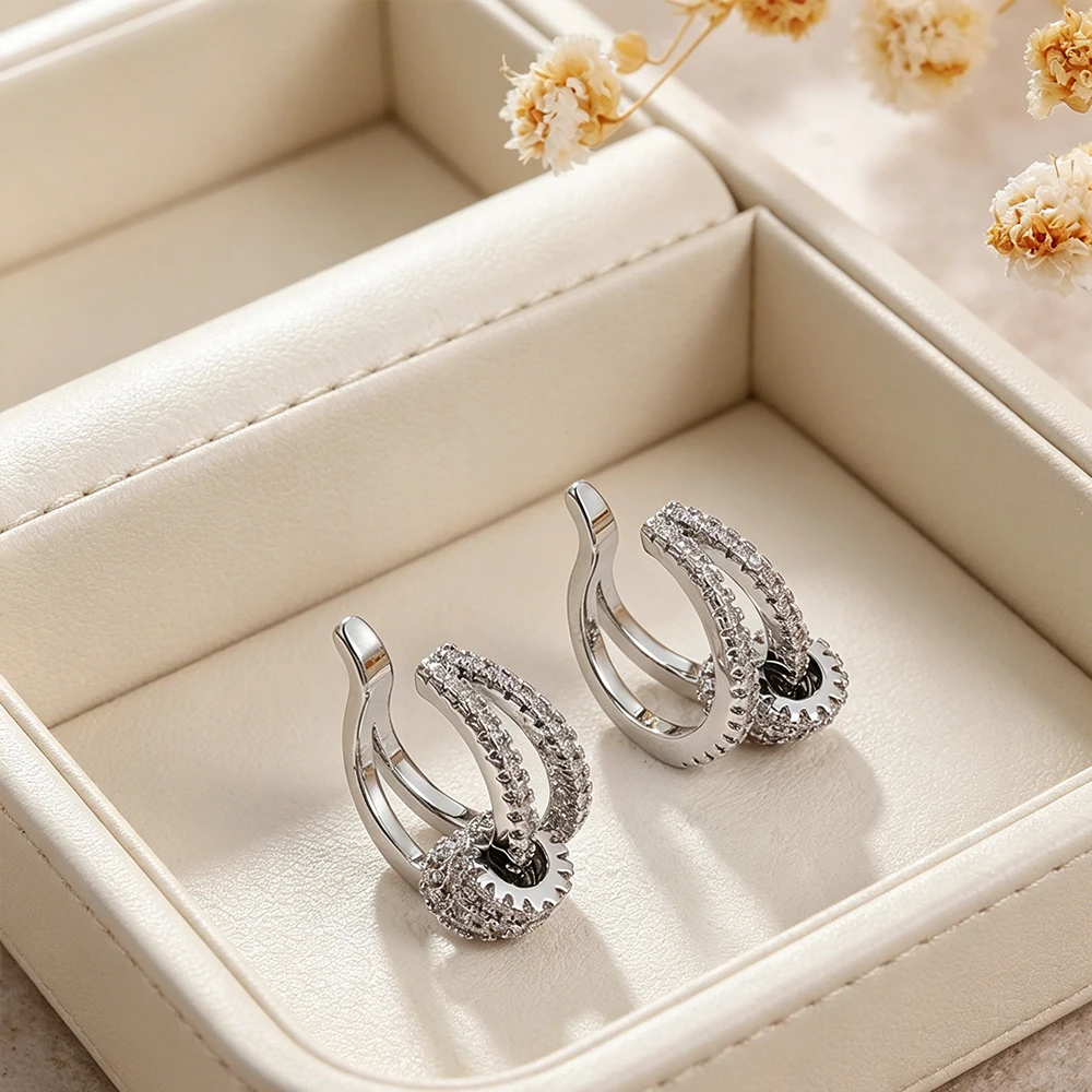 Silberfarbener, doppellagiger Knorpelohrring mit kubischem Zirkonia, wasserdicht, allergiefrei, Damenschmuck, keine Perforation erforderlich – Detail 7