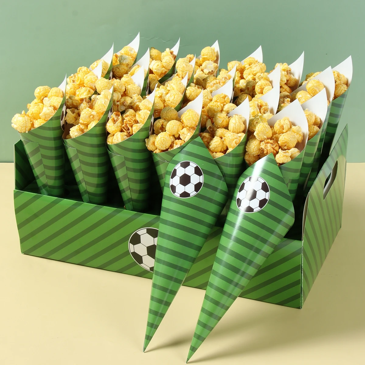 

Green Football Birthday Party Decorations Kid 30pcs Paper Cones Popcorn Display Tool Baby Shower Sport Game Party Decor Supplies