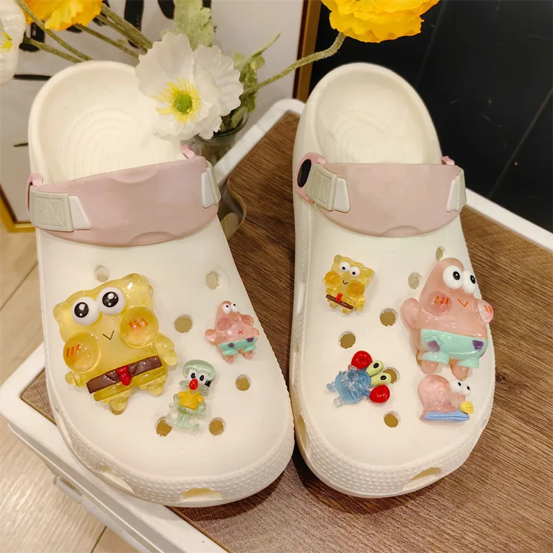 Whole Set Hot Sale DIY Hole Shoes Charms for Cute Cartoon Handmade Charms Designer Quality Garden Shoe Decoration Girl Gift