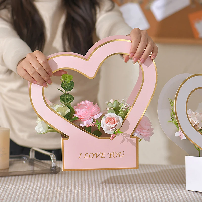 Flowers Arrangement Kraft Paper Bag Folding Portable Flower Packaging Box Waterproof Flower Basket Heart Handle Gift Tote Bags