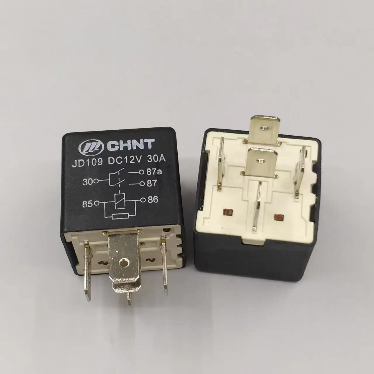 

JD109 DC12V 30A 5-pin double contact Chint auto relay 39160-3C200