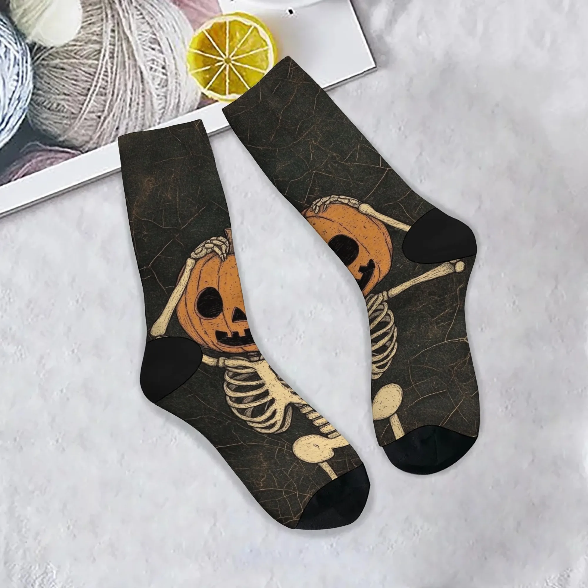 Gift-worthy Creative Funny Novelty Crew Socks Pumpkin-headed Skeleton Details Unique Presents for Humor & Halloween Fans