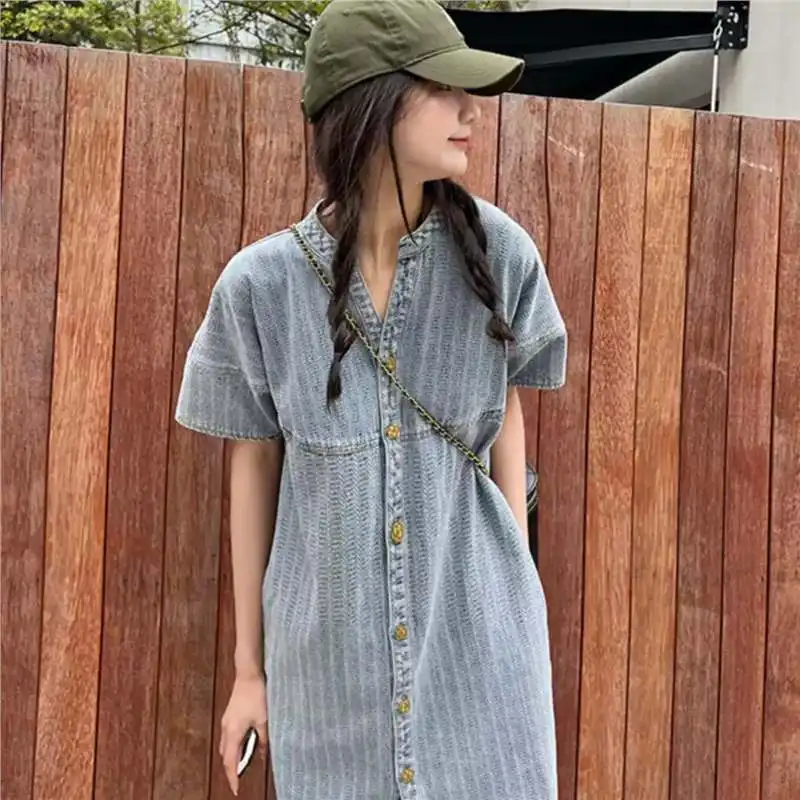 Robe en jean rayée décontractée, nouvelle robe chemise d'été 2025