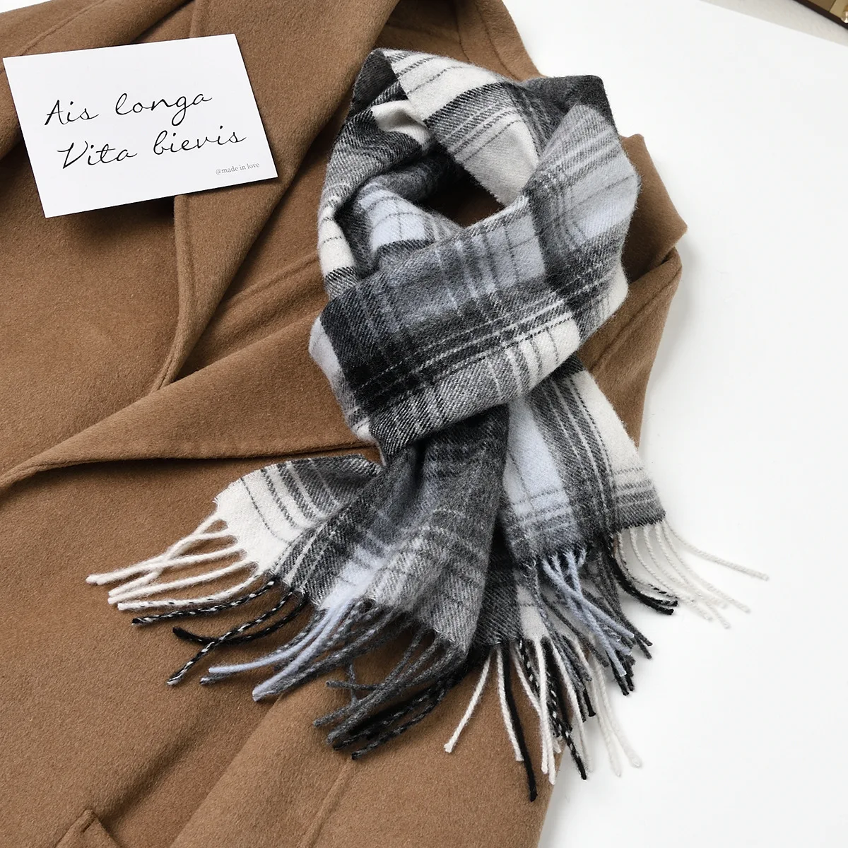 

Selected Australian pure wool check scarf British classic universal couple style winter warm scarf