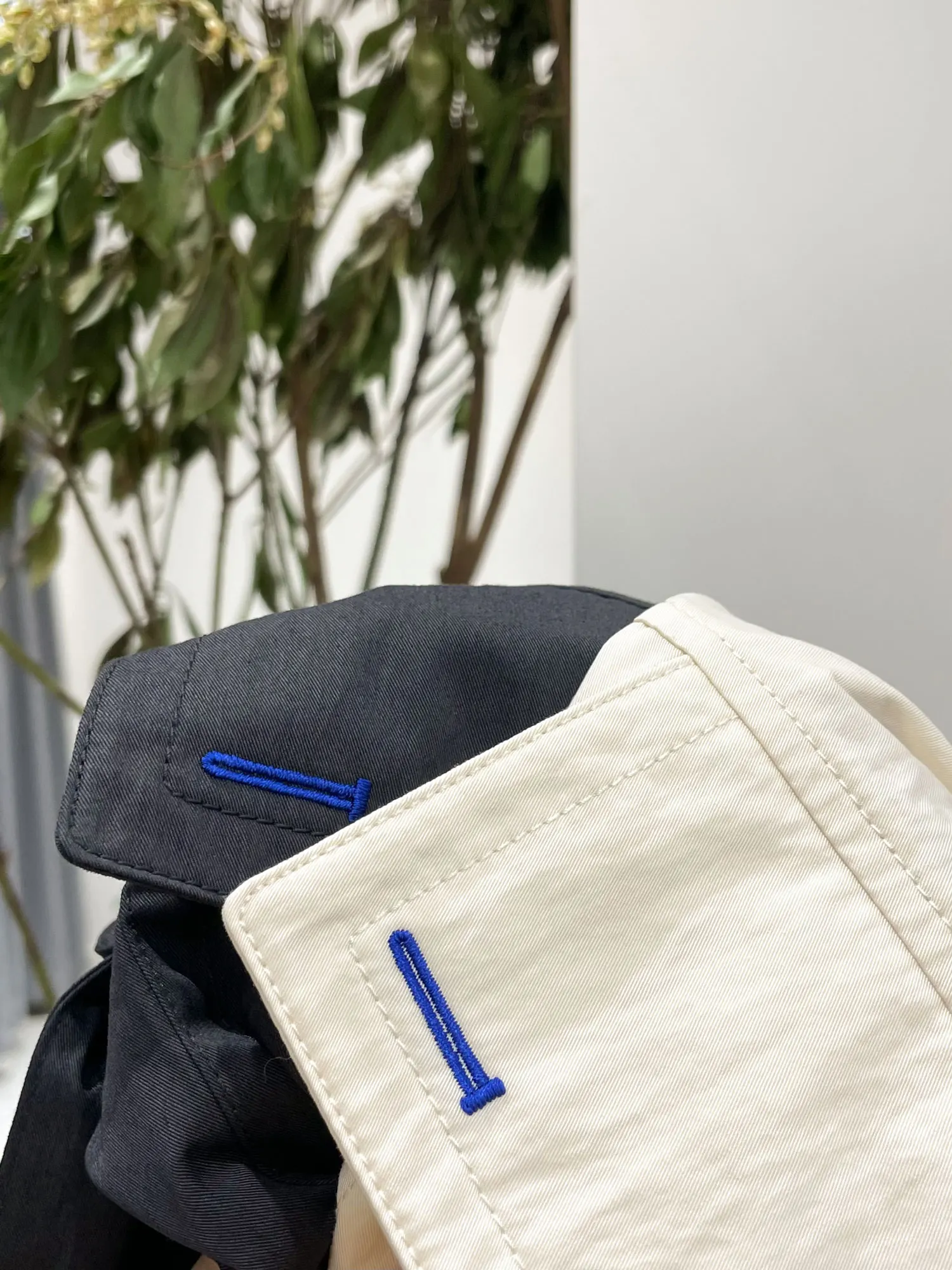 

Authentic Noxiao Brand 2025 Spring New Simple Ele Windbreaker Jaet True Product Korean Casual Sle Long Sve Midi Coat