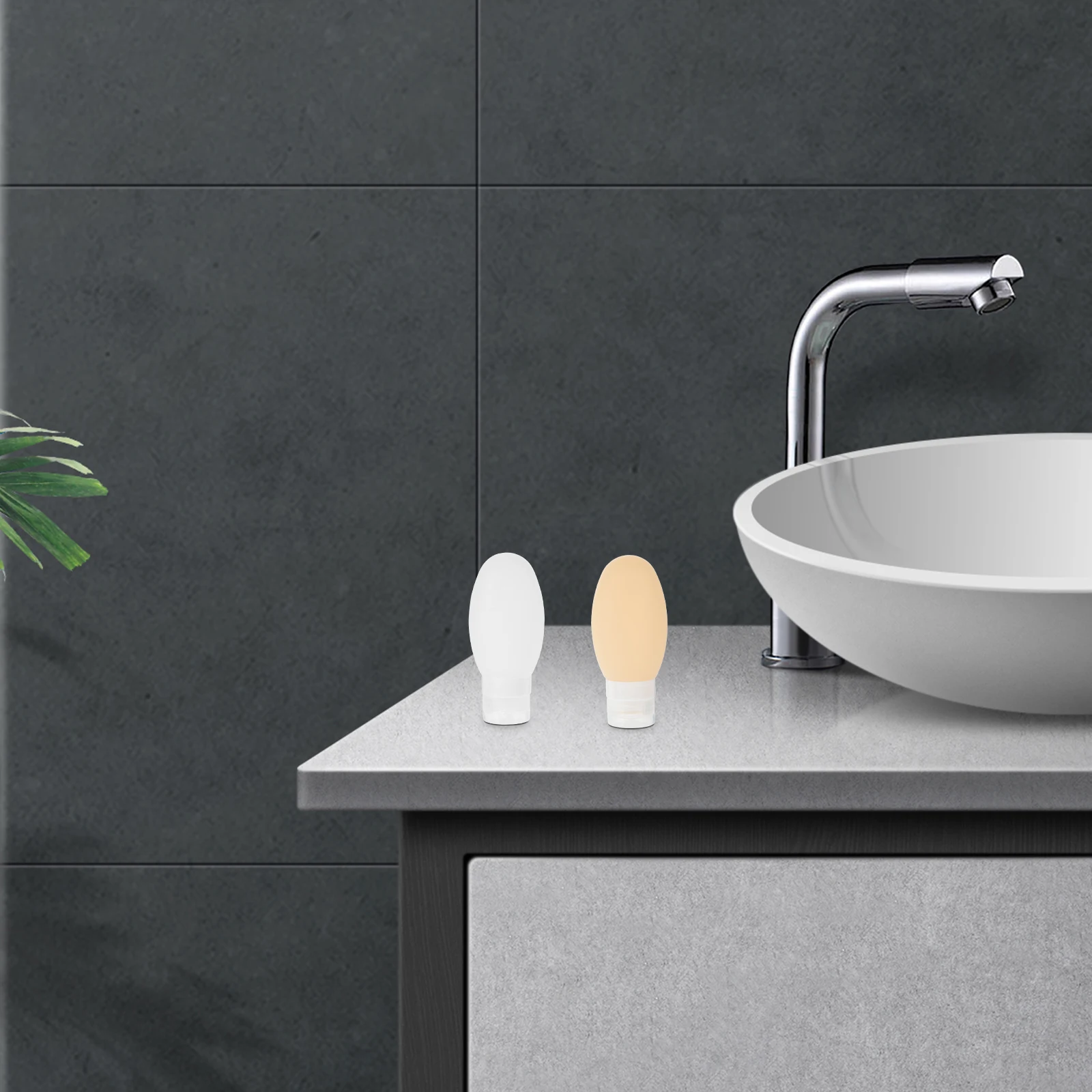 

2Pcs Travel Bottles Silicone Squeeze Leakproof Toiletry Containers Refillable for Shampoo Lotion Travel Bottles