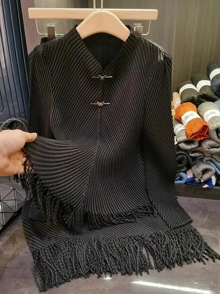 2024 Wiosna Vintage Frędzle Miyake Plisowany 2-częściowy zestaw damski Solidna biurowa rozciągliwa bluzka Top + elastyczna spódnica midi w talii
