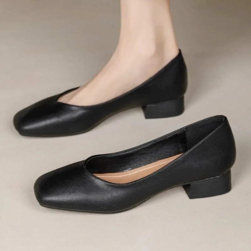 Moda superficiale donna scarpe col tacco 2025 autunno designer sandali eleganti comode scarpe casual da parete nuovi sandali De Mujer