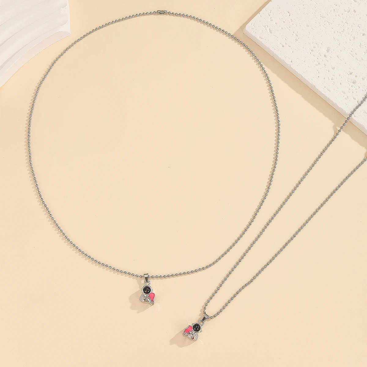 2 قطعة/مجموعة مضيئة المرقعة على شكل قلب لطيف رائد الفضاء الإسقاط زوجين قلادة 100 لغة قل أنني أحبك الموضة #6