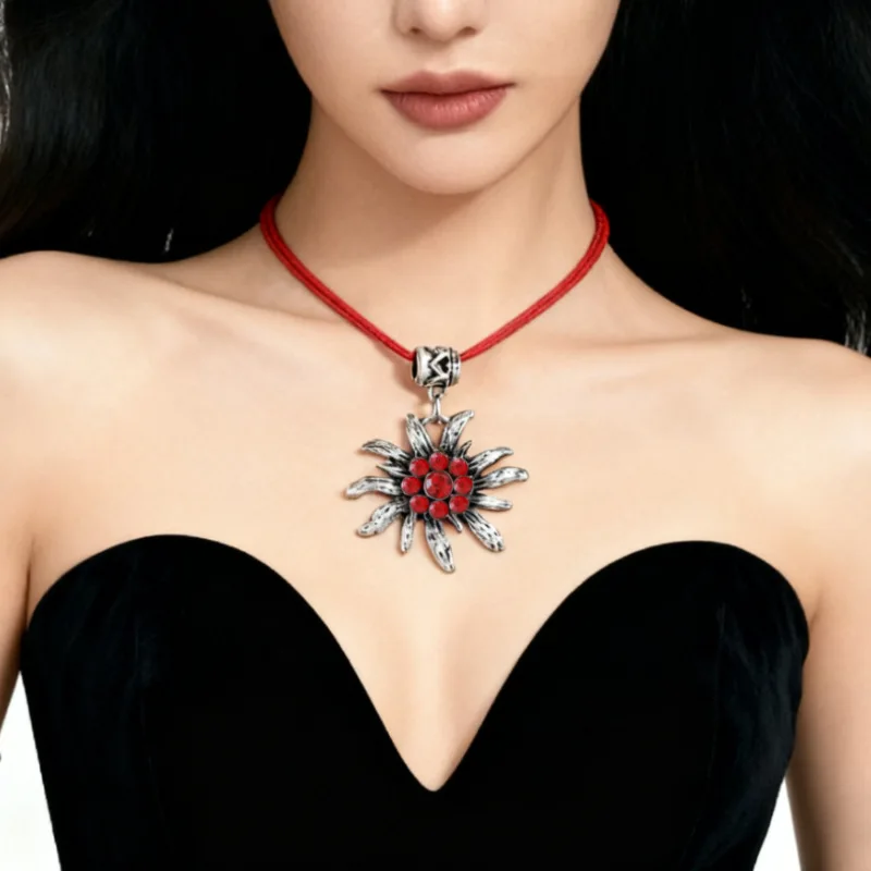 Edelweiss floral pendant necklace for women featuring heart-shaped rhinestone-embellished alloy charm on delicate snake bone cha