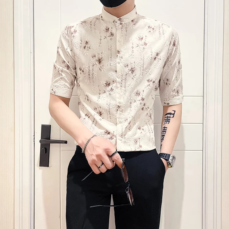 

Высококачественные элегантные рубашки с цветочным тиснением для мужчин с воротником-стойкой, облегающие банкетные мужские рубашки с цветочным принтом, вечерние сценические рубашки, мужская одежда