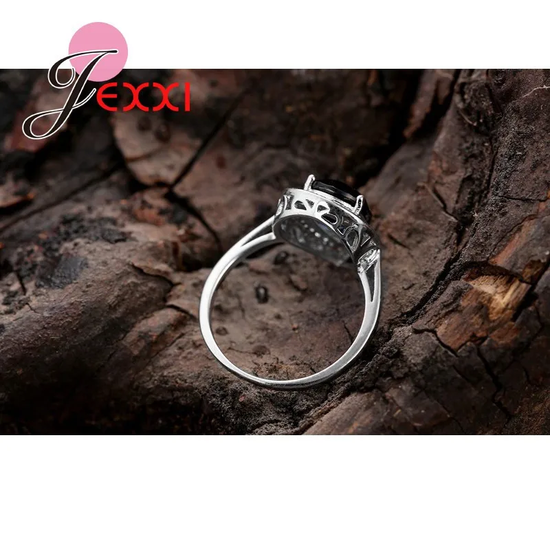 Luxurious and Generous Water Drop Shape Ocean Blue Crystal Stone Ring Shopping Match Outfit Jewelry 925 Sterling Silver