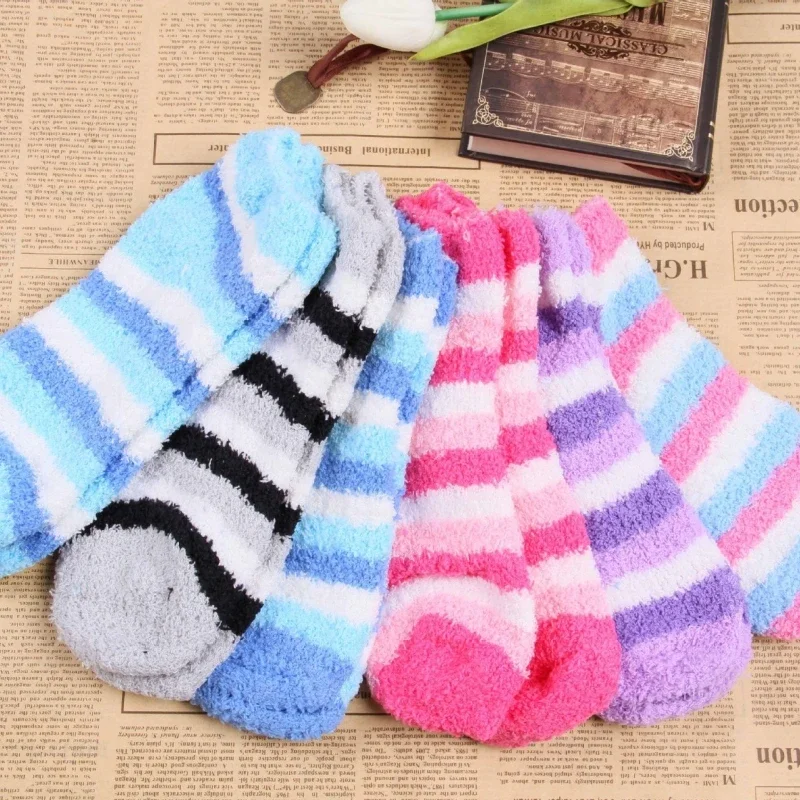 겨울 두꺼운 양말, 산호 양털 따뜻한 어린이 다리 워머, 소년 소녀 유아, 부드러운 아기, 가을 미끄럼 방지, 어린이 플러스 물건, 4 쌍