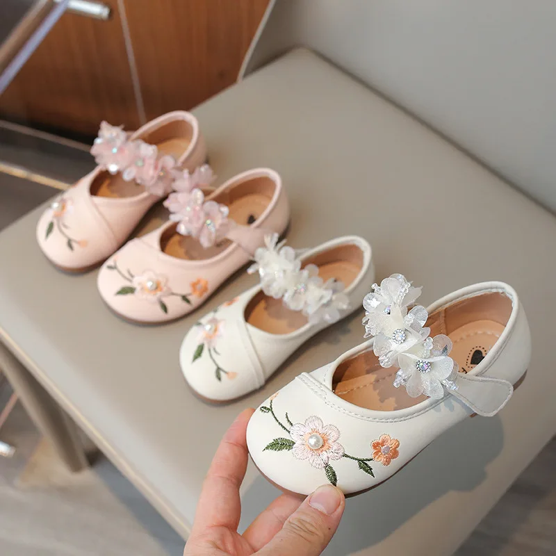 

High Quality Baby Girl Shoes PU Anti-slip Sole Beautiful Flower Children shoes Fashion Sandal