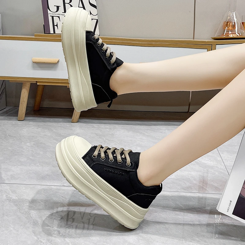 

Thick-soled Round-top Lace-up Stylish, Versatile, Comfortable, Anti-slip, Breathable Sports and Casual Women's Single Shoes