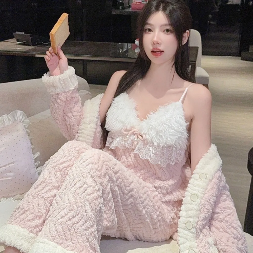 

Autumn and winter cute flannel pajamas set, lazy new style, can be worn outside, home wear jacquard