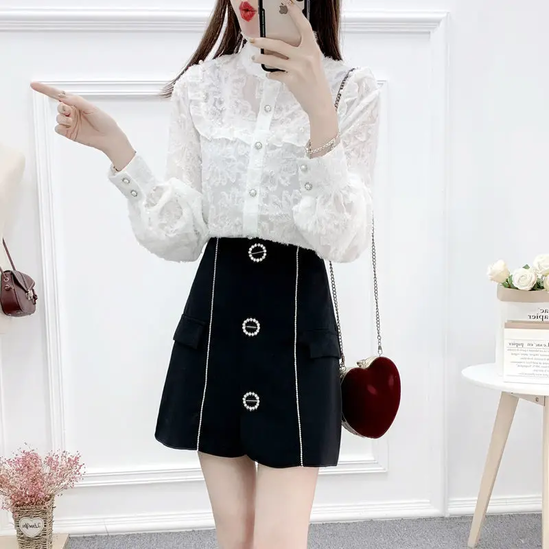 

Autumn new two-piece set stylish lace design sense shirt and button decoration A-line skirt elegant commuting set