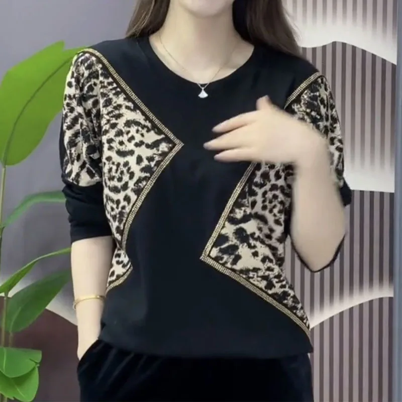 Moda diamanti girocollo stampato impiombato top abbigliamento donna Vintage elegante manica lunga pullover larghi t-shirt femminile