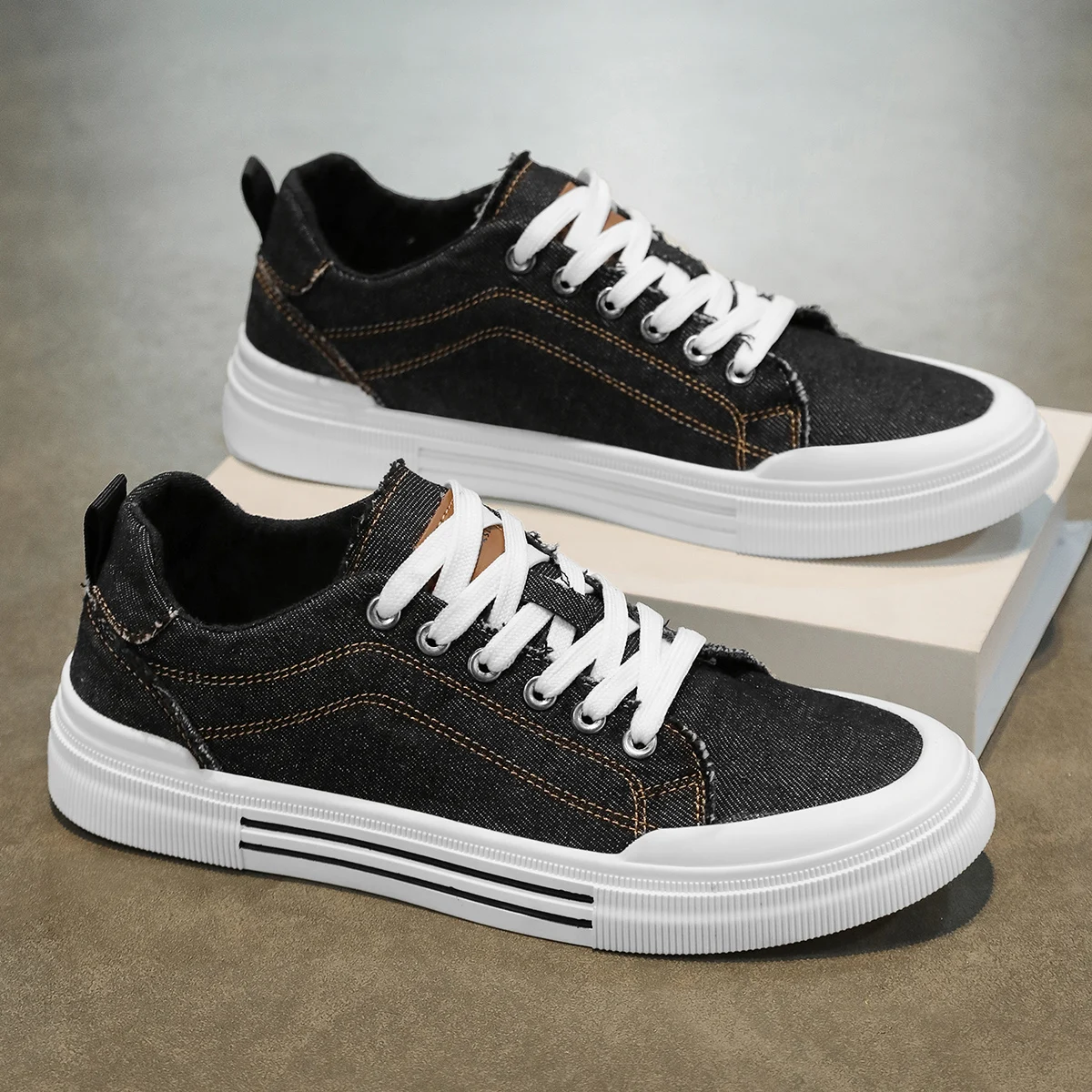 2025 جديد عصري أحذية رياضية رجالية غير رسمية الطبعة الكورية موضة أحذية مجلس الأحذية القماشية أحذية الركاب الدنيم #2