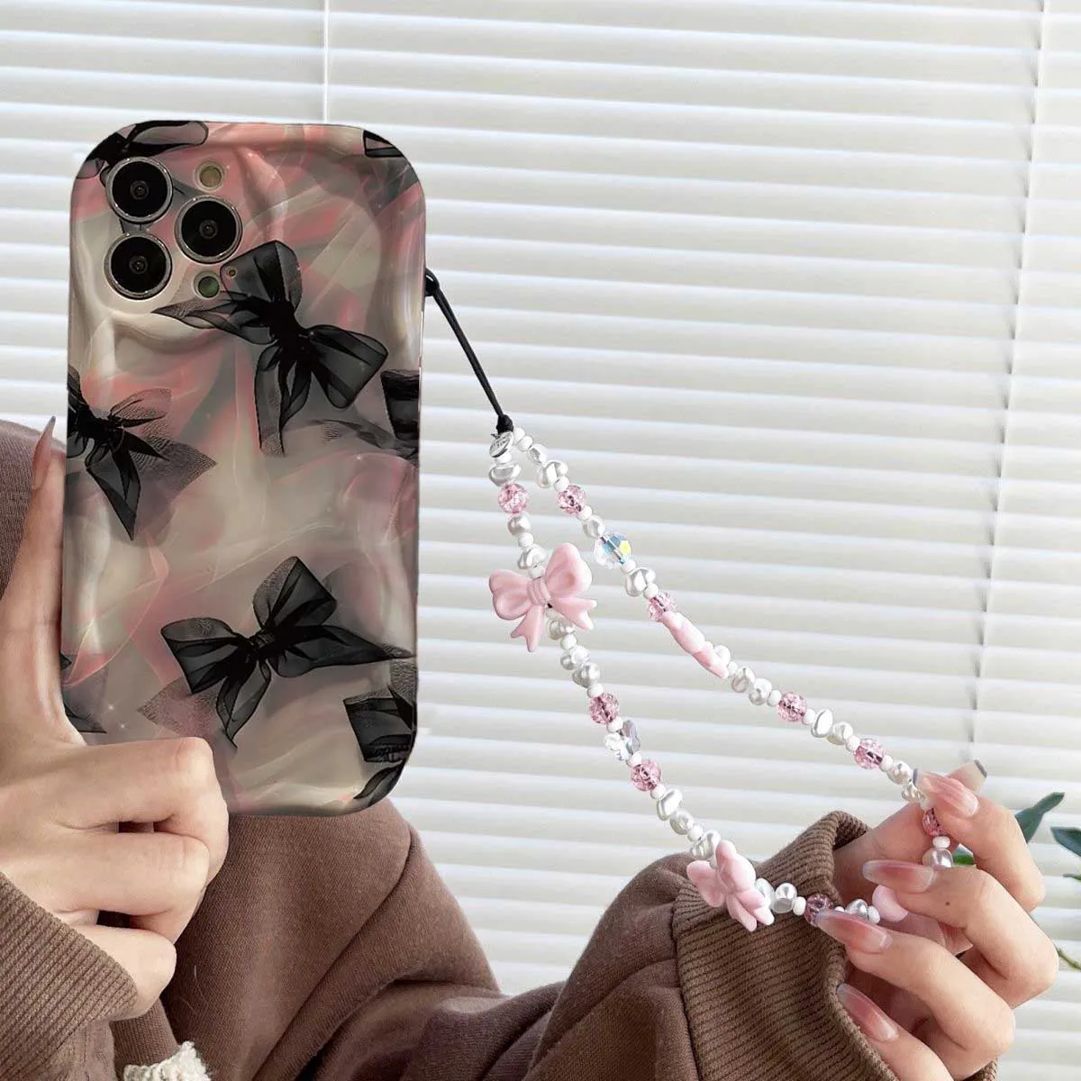 Lace Bow Pattern Ha…