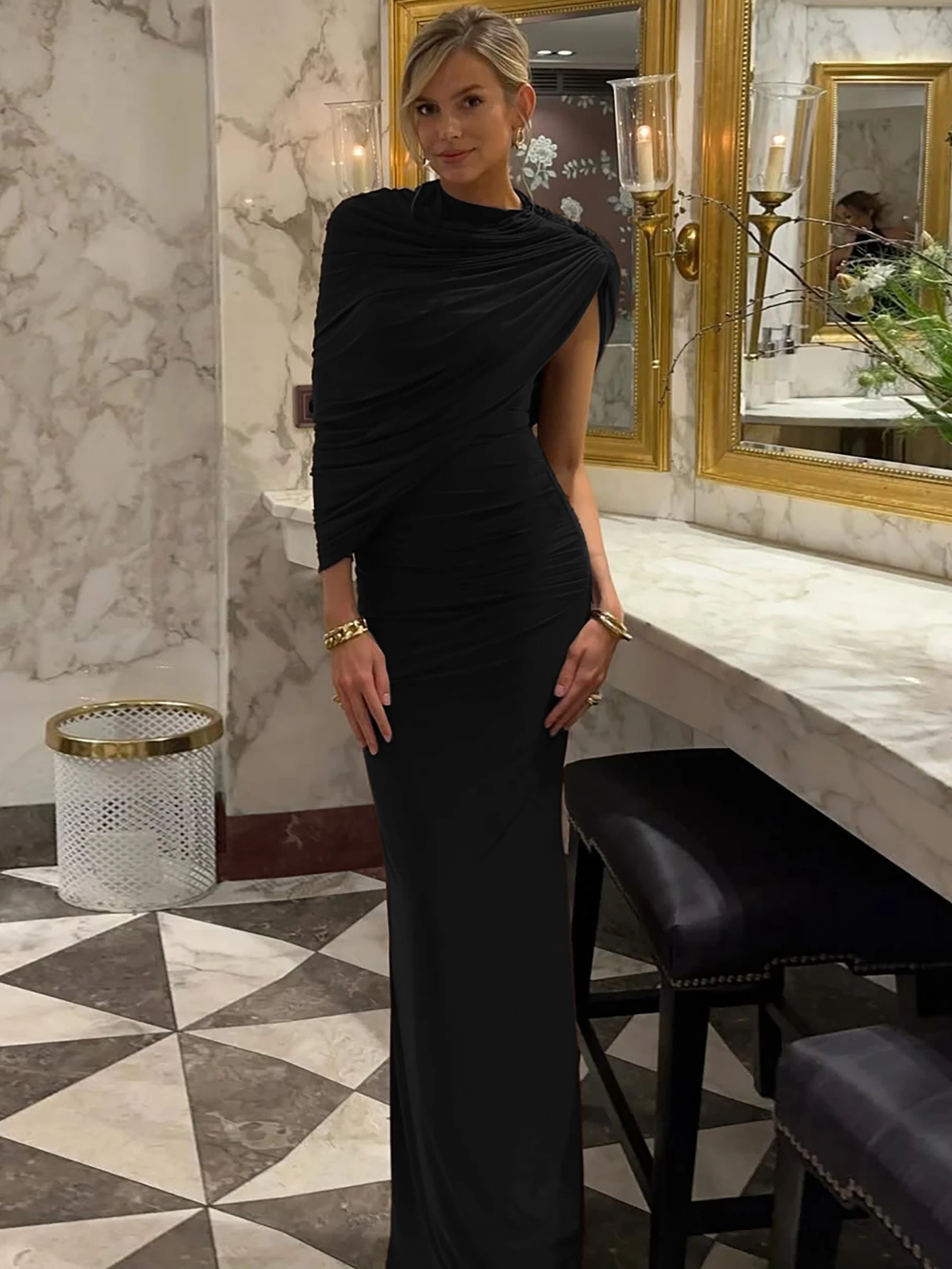 Hugcitar 여성 패션 터틀넥 솔리드 반소매 불규칙한 섹시한 셔링 맥시 프롬 드레스 여름 옷 저녁 파티 생일