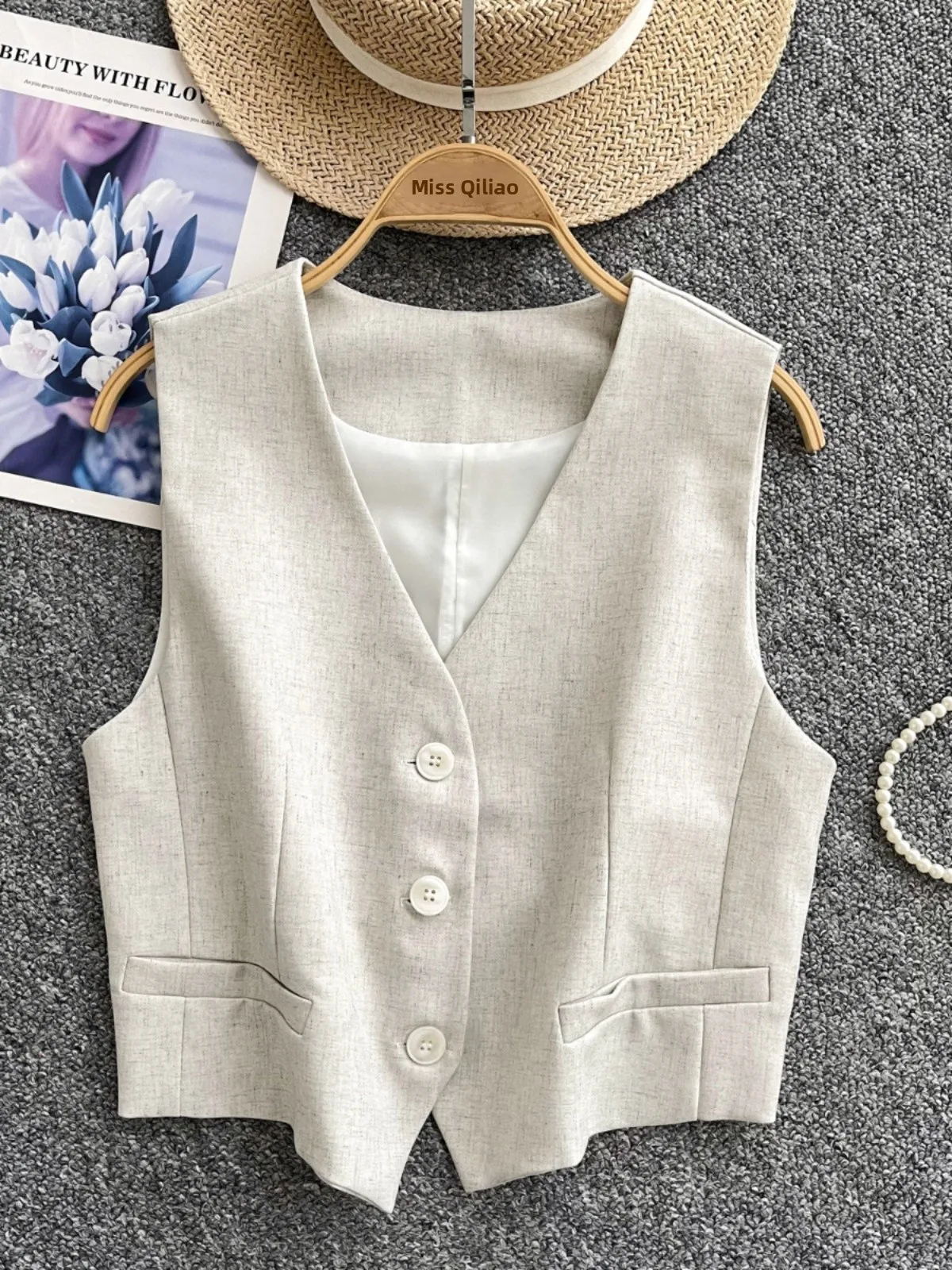

Модный повседневный топ с застежкой на талии и V-образным вырезом на пуговицах, женский летний легкий универсальный жилет для взрослых