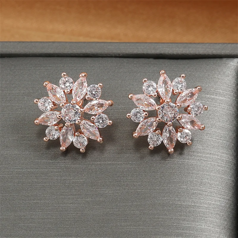 ZAKOL Fashion Flower Cluster Zircon Kolczyki sztyfty dla kobiet Biżuteria z kryształami w kolorze różowego złota Brincos