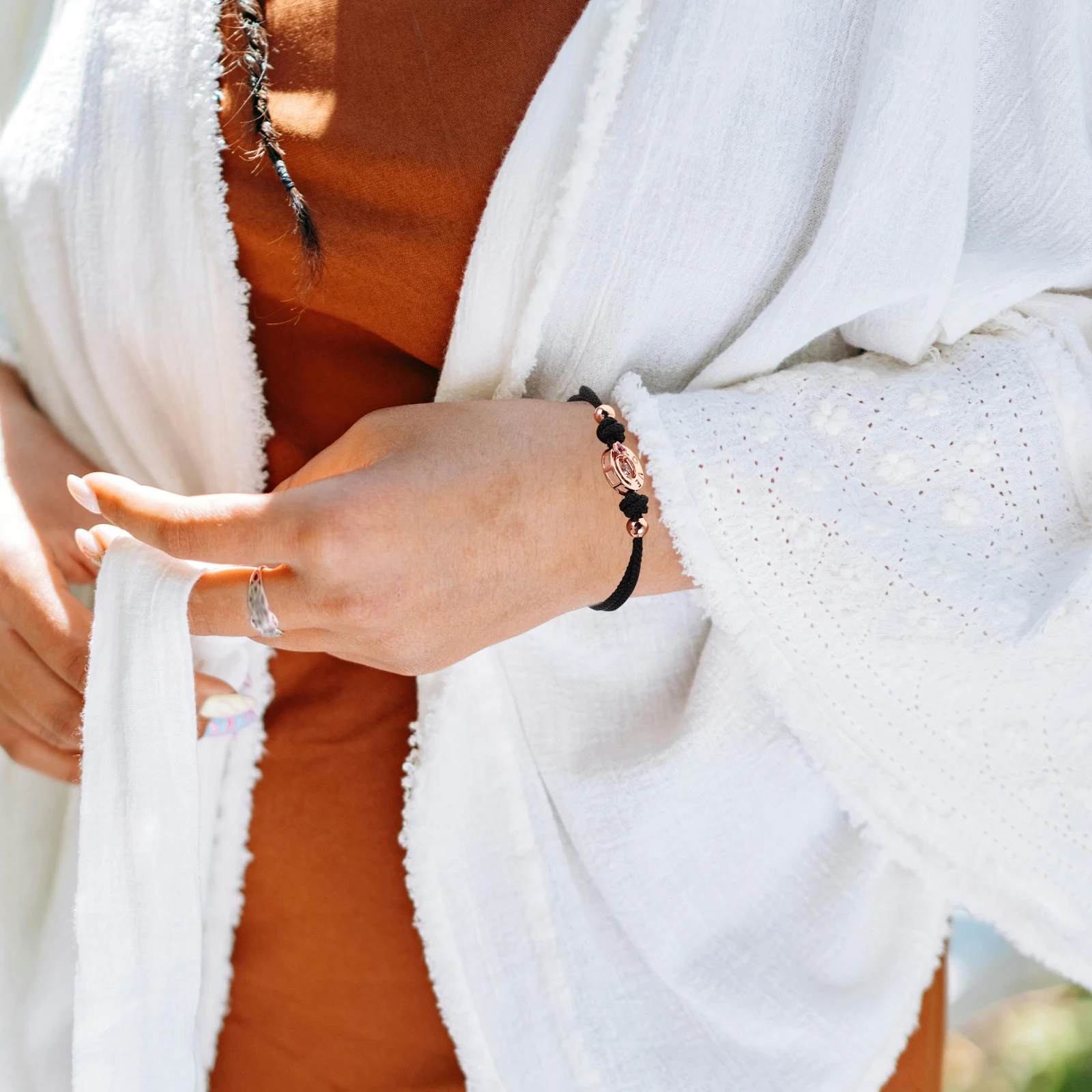 

Adjustable Vibration Sensing Couple Bracelets Touch Connection Technology Woven Long Distance Relationship Matching