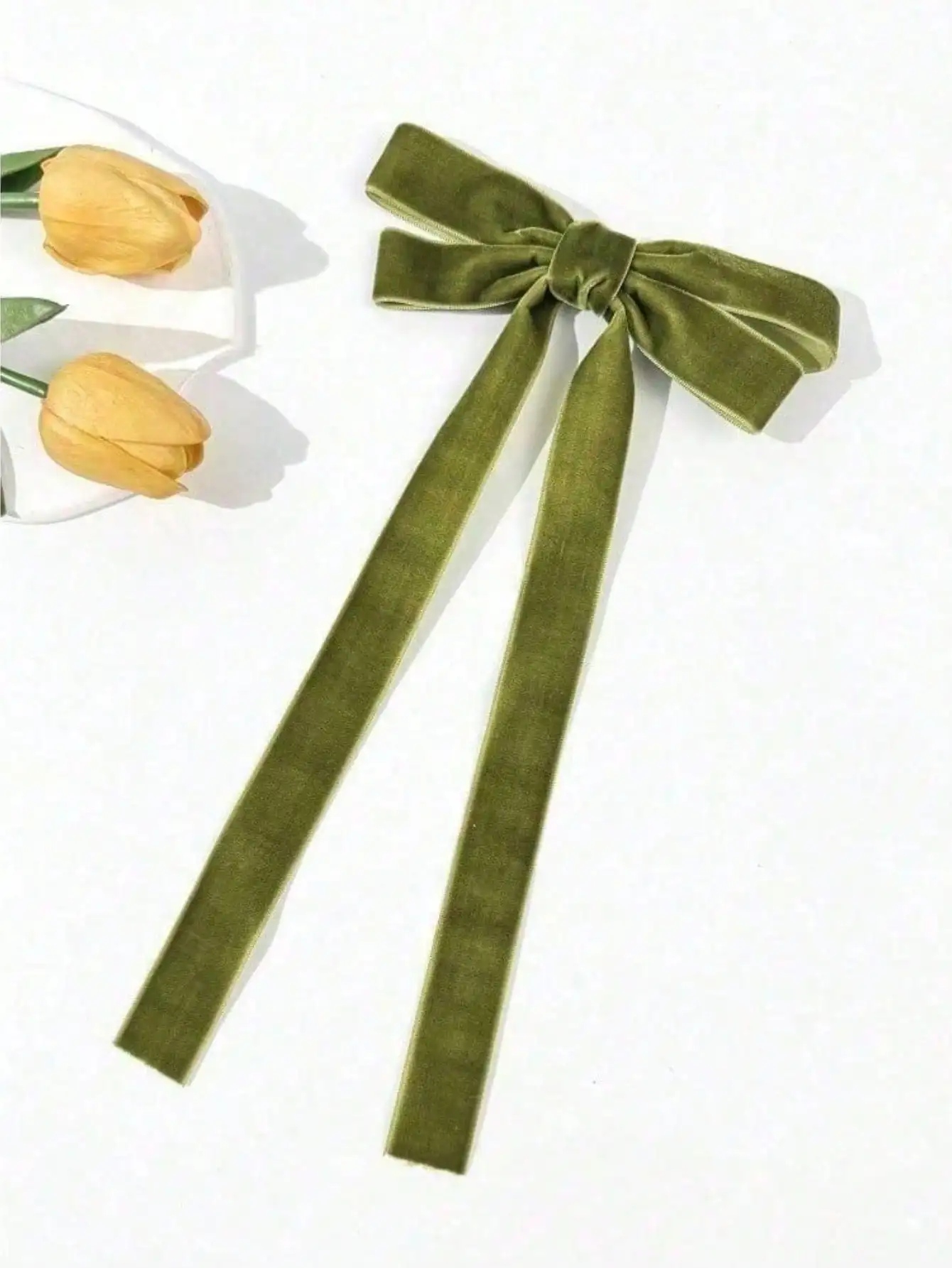 

1pc Women's Burgundy Velvet Fashionable Simple Hair Clip With Bow Knot Detail, Suitable For Daily Use Elegant Claw Clips Hair