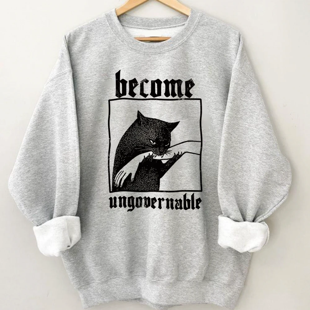 

Свитшот с забавным принтом «Кот, кусающий руку»: Винтажная футболка с графическим изображением, пуловер с прикольными котами, унисекс, повседневные толстовки