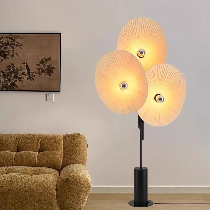 Modern Pleated Petal Floor Lamp 3‑Light Designer Art Standing Lamp Fabric Shade LED Floor Light Living Room Bedroom Home Decor
