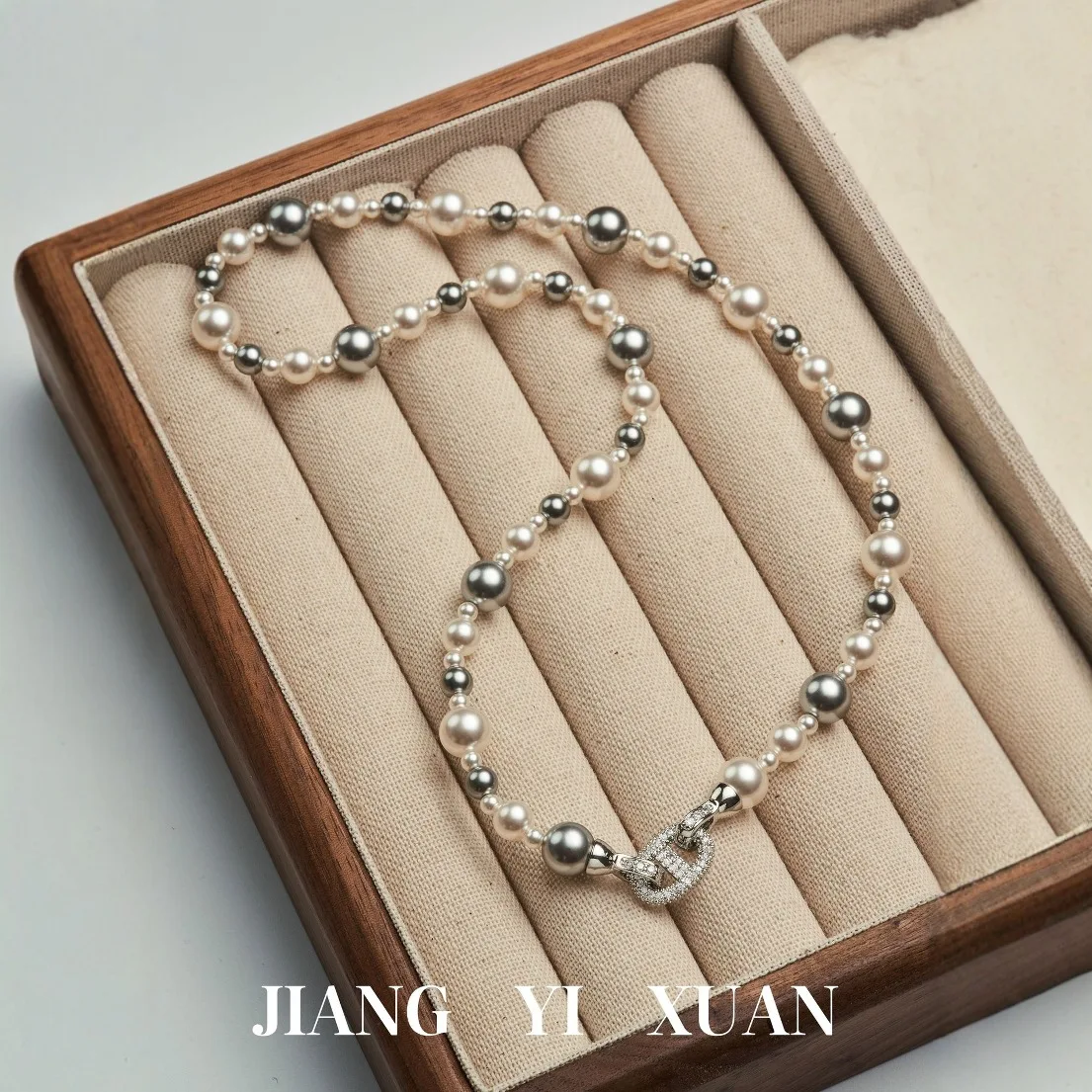 

【Gift Free】Versatile Luxury Sweater Pearl Necklace Hemp Brown Tone Minimalist Geometric Short Pendant Women Jewelry