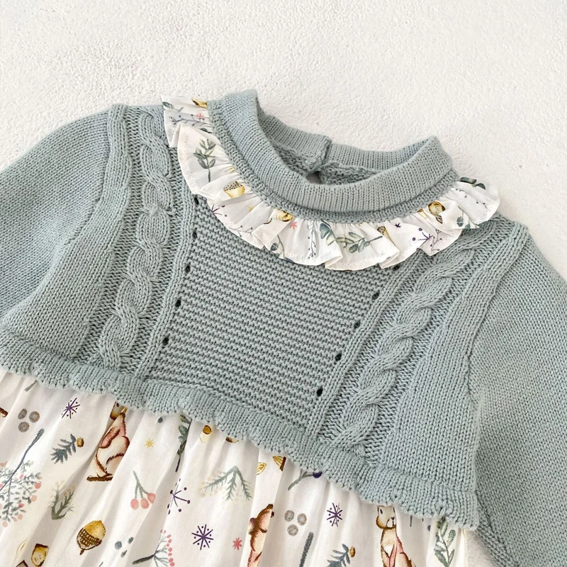 Autumn new baby clothing, girls aged 0-5, embroidered lace collar, bubble long sleeves, pit stripe, name lady long skirt