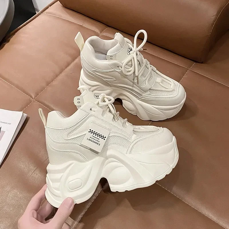 Khaki-mesh