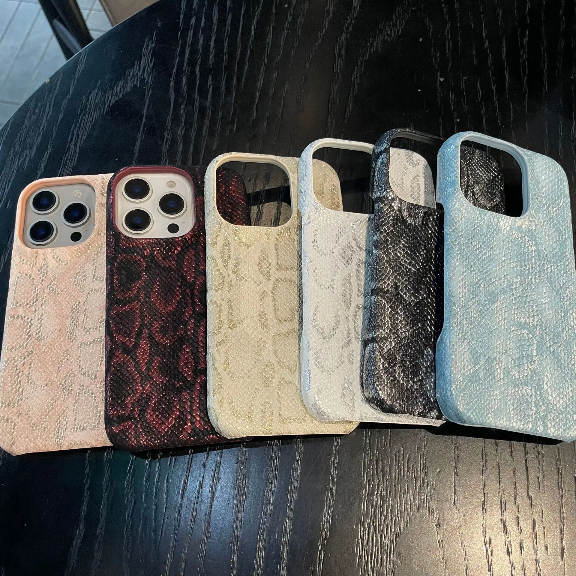 نمط جديد من جلد الثعبان الثعبان مناسب لهاتف آيفون 17 برو ماكس جراب هاتف 16 برو فلاش مسحوق 15 نصف حزمة 14 13 غطاء حماية