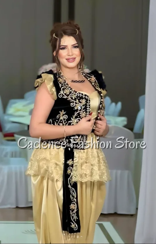 Customized Elegant Black Gold Algerian Traditional Evening Dress Sleeveless Lace Beaded Embroidery with Puffed Hem Prom Dress