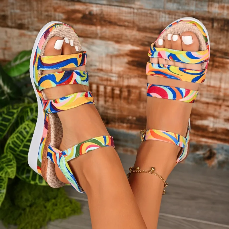 صنادل نسائية صيفية 2025 الأكثر مبيعًا صنادل نسائية خارجية للنساء حذاء كاجوال صندل مطاطي ناعم