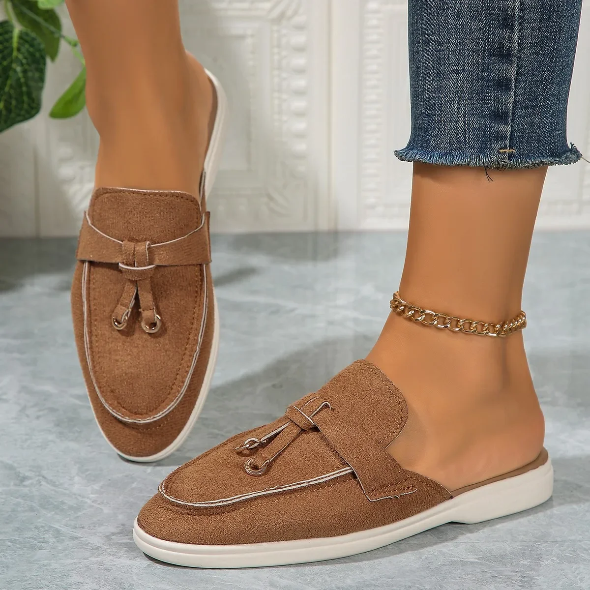 New Casual Flat Bottom Mules Lock Tassel Loafers Fashion Women Single Shoes Brand Metal Buckle Slipper Comfortable Slip on Shoes