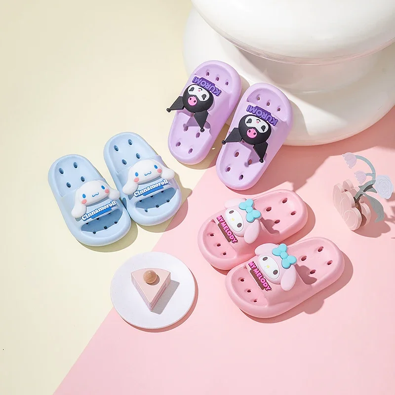

Sanrio Kuromi Cute Summer Kids Sandals Soft Slippers Indoor Outdoor Quick-Drying Cartoon Anime Sole Anti-Slip Girls Boys Gift