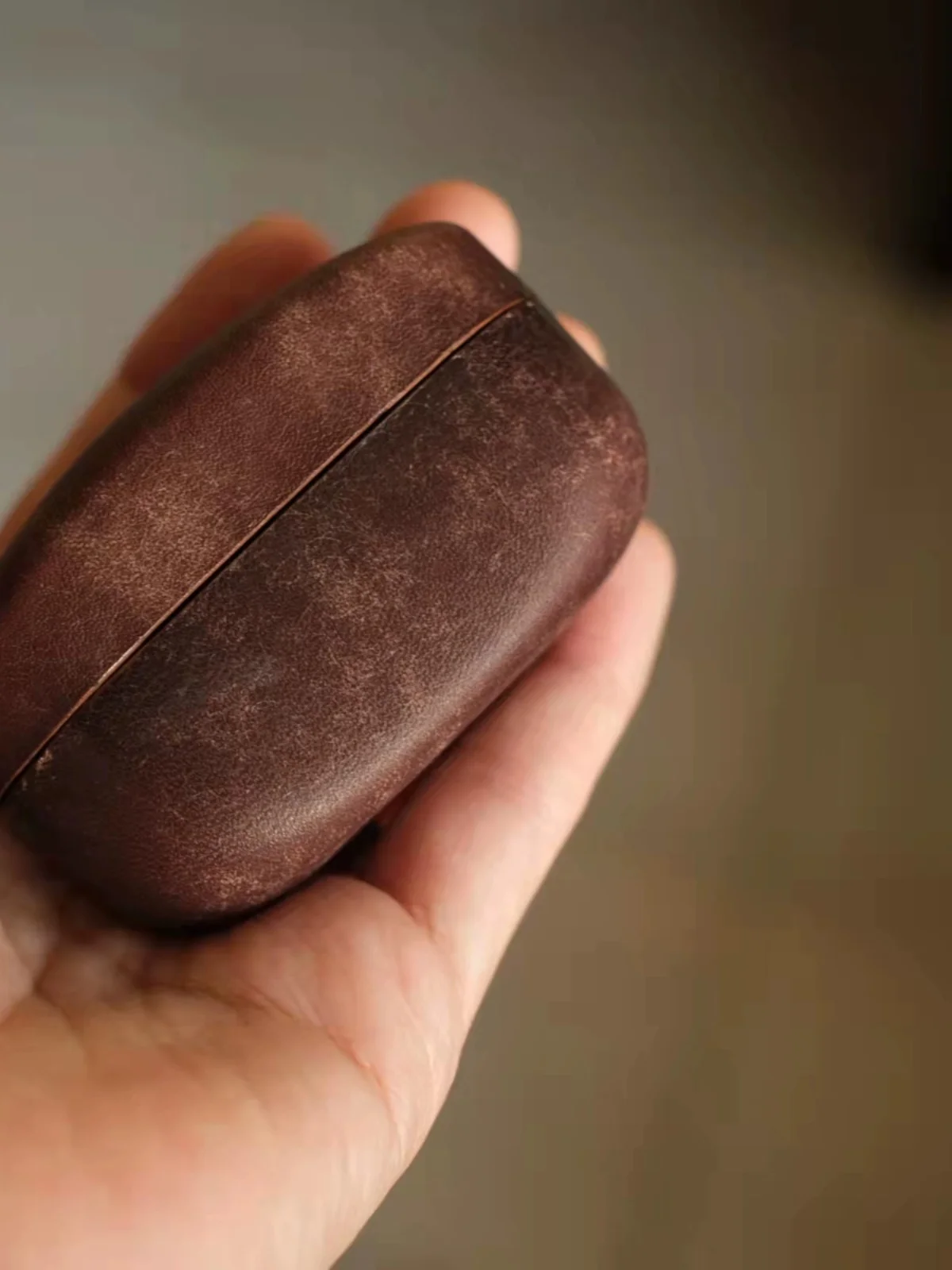 Adequado para sony wf1000xm4 capa protetora de couro capa de ouvido simples letras numéricas personalizadas