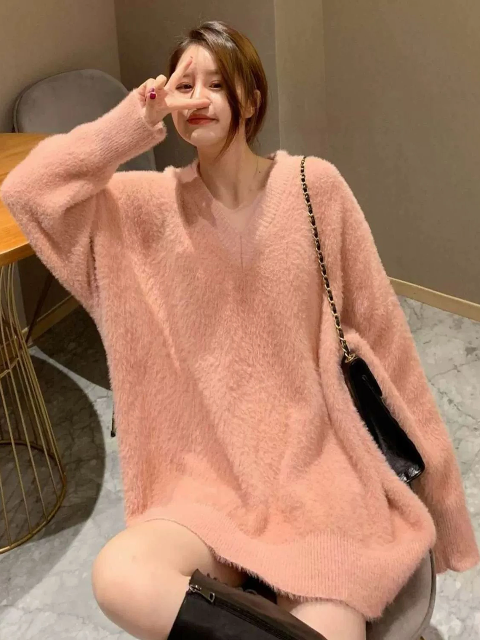 American Style plus Size Soft Thickened Faux Mink Sweater Women's Autumn Winter Lazy Style Thickened V-neck Knitted Top Trendy